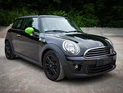 Schwarz Gebraucht 2013 Mini ONE Brick Lane Kleinwagen | 7.199 € (Teuer)