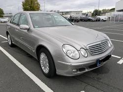 Beige Gebraucht 2005 Mercedes E350 Limousine | 6.000 € (Fairer Preis)