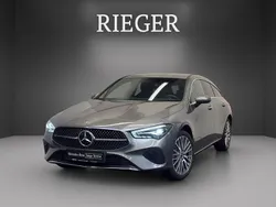 Grey metallic Gebraucht 2023 Mercedes CLA250e Shooting Brake Progressive Kombi | 31.333 € (Guter Preis)
