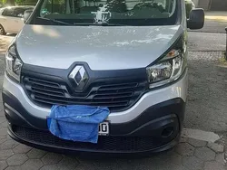Grau Gebraucht 2017 Renault Trafic Komfort Van | 11.897 € (Fairer Preis)
