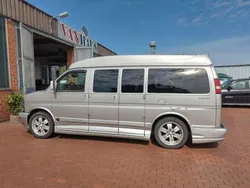 Grau Gebraucht 2005 Chevrolet Express Van / Kleinbus | 22.999 €