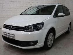 Weiß Gebraucht 2013 VW Touran Life Van / Kleinbus | 10.390 € (Fairer Preis)