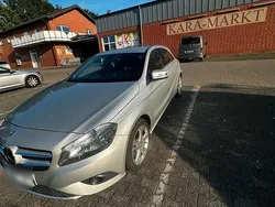 Silber Gebraucht 2013 Mercedes A180 Limousine | 11.598 €