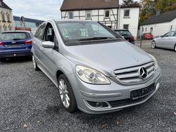 Silber Gebraucht 2006 Mercedes B200 Van / Kleinbus | 3.199 € (Etwas zu teuer)