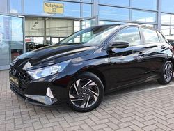 Schwarz Gebraucht 2023 Hyundai i20 Trend Limousine | 16.461 €