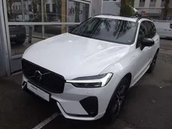 Crystal white / metallic Gebraucht 2021 Volvo XC60 R-Design SUV | 39.900 € (Superpreis)