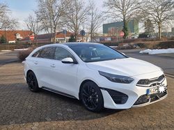 Weiß Gebraucht 2024 Kia ProCeed GT-Line Coupé | 27.000 €