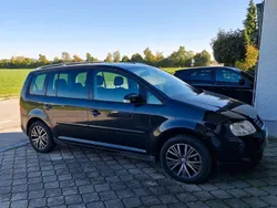Schwarz Gebraucht 2004 VW Touran Highline Van / Kleinbus | 3.000 € (Teuer)
