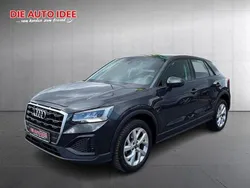 Grau Gebraucht 2022 Audi Q2 Comfort SUV | 24.846 € (Etwas zu teuer)