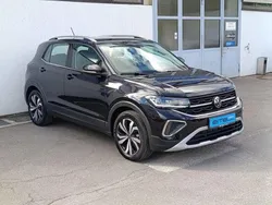 Deep black perleffekt (metallic) Gebraucht 2024 VW T-Cross Style SUV | 26.450 € (Fairer Preis)