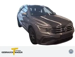 Grau Gebraucht 2024 VW Tiguan Allspace Move SUV | 34.960 € (Superpreis)