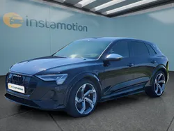 Schwarz Gebraucht 2022 Audi e-tron SUV | 45.799 € (Fairer Preis)