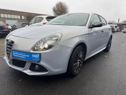 Weiß Gebraucht 2014 Alfa Romeo Giulietta Quadrifoglio Verde Limousine | 9.790 € (Fairer Preis)