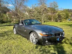 Grau Gebraucht 2003 BMW Z4 Cabrio | 8.799 € (Guter Preis)