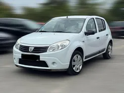 Weiß Gebraucht 2009 Dacia Sandero Ambiance Kleinwagen | 2.490 € (Fairer Preis)
