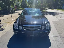 Schwarz Gebraucht 2006 Mercedes E350 Avantgarde Limousine | 10.500 € (Fairer Preis)