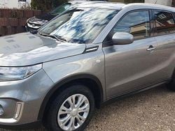 Grau Gebraucht 2020 Suzuki Vitara Comfort SUV | 15.100 € (Fairer Preis)