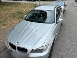 Silber Gebraucht 2011 BMW 318 Kombi | 3.650 € (Guter Preis)