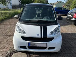 Weiß Gebraucht 2010 Smart ForTwo Coupé Coupé | 2.900 € (Guter Preis)
