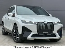Weiß Gebraucht 2023 BMW iX Sport Line SUV | 66.790 € (Guter Preis)
