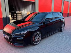 Schwarz Gebraucht 2017 Hyundai i30 Kleinwagen | 21.000 € (Fairer Preis)