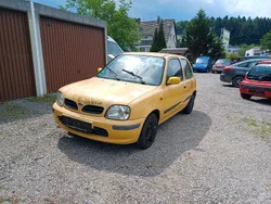 Gelb Gebraucht 2001 Nissan Micra Kleinwagen | 1.200 €