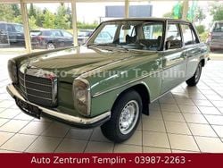 Grün Gebraucht 1974 Mercedes W115 Limousine | 13.990 €