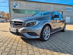 Grau Gebraucht 2014 Mercedes A250 Limousine | 16.300 € (Fairer Preis)