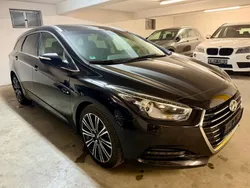 Schwarz Gebraucht 2017 Hyundai i40 Premium Kombi | 16.990 € (Etwas zu teuer)