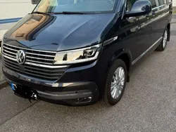 Blau Gebraucht 2021 VW Multivan Highline Van / Kleinbus | 49.990 € (Fairer Preis)