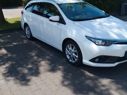 Toyota Auris Touring Sports