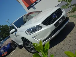 Weiß Gebraucht 2016 Volvo XC60 Ocean Race SUV | 22.000 € (Fairer Preis)