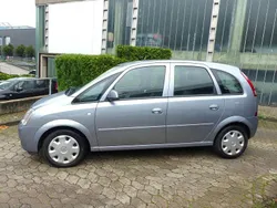Silber Gebraucht 2005 Opel Meriva Edition Van / Kleinbus | 3.995 € (Fairer Preis)