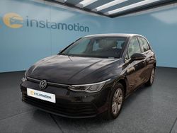 Grau Gebraucht 2022 VW Golf VIII Kleinwagen | 24.749 € (Fairer Preis)