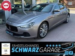 Grau Gebraucht 2016 Maserati Ghibli GranLusso Limousine | 23.490 € (Guter Preis)