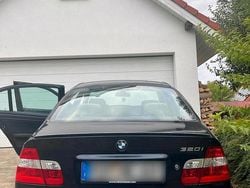 Blau Gebraucht 2004 BMW 320 Limousine | 5.000 € (Fairer Preis)