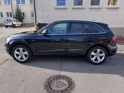 Schwarz Gebraucht 2010 Audi Q5 Sport SUV | 15.000 € (Etwas zu teuer)
