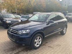 Blau Gebraucht 2011 VW Touareg SUV | 11.490 € (Guter Preis)