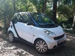 Weiß Gebraucht 2008 Smart ForTwo Coupé Coupé | 2.600 €