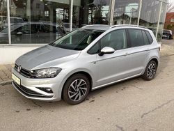 Silber Gebraucht 2018 VW Golf Sportsvan Join Van / Kleinbus | 13.990 € (Fairer Preis)
