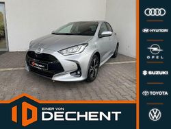 Silber Neu 2025 Toyota Yaris Hybrid Limousine | 27.990 € (Fairer Preis)