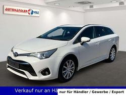 Weiß Gebraucht 2017 Toyota Avensis Edition-S Kombi | 9.699 € (Fairer Preis)