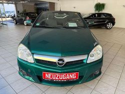 Grün Gebraucht 2006 Opel Tigra Enjoy Cabrio | 2.750 € (Fairer Preis)