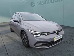 Grau Gebraucht 2024 VW Golf VIII Move Limousine | 27.740 € (Fairer Preis)