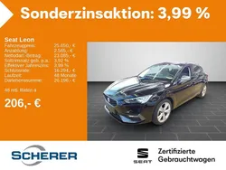 Mitternachtsschwartz (metallic) Gebraucht 2024 Seat Leon FR-Line Limousine | 25.650 € (Fairer Preis)