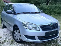 Silber Gebraucht 2011 Skoda Fabia Special Kleinwagen | 3.699 € (Fairer Preis)