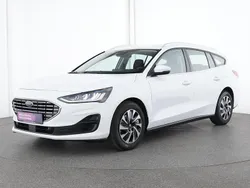 Weiss Gebraucht 2023 Ford Focus Titanium Kombi | 18.879 € (Fairer Preis)