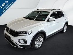 Pure white Gebraucht 2024 VW T-Roc Life SUV | 21.900 € (Guter Preis)