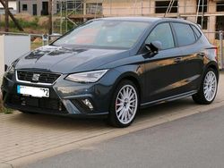 Grau Gebraucht 2024 Seat Ibiza FR Kleinwagen | 26.000 € (Teuer)