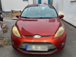 Orange Gebraucht 2008 Ford Fiesta Ambiente Kleinwagen | 1.800 € (Fairer Preis)